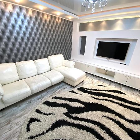 Bright Luxury Apartment Near Center Kišiněv Exteriér fotografie