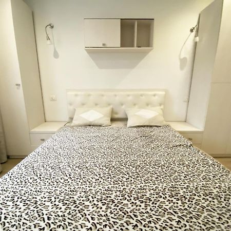 Bright Luxury Apartment Near Center Kišiněv Exteriér fotografie